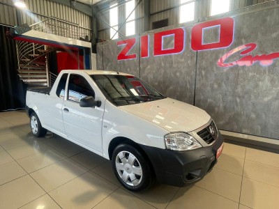 2019 Nissan Np200